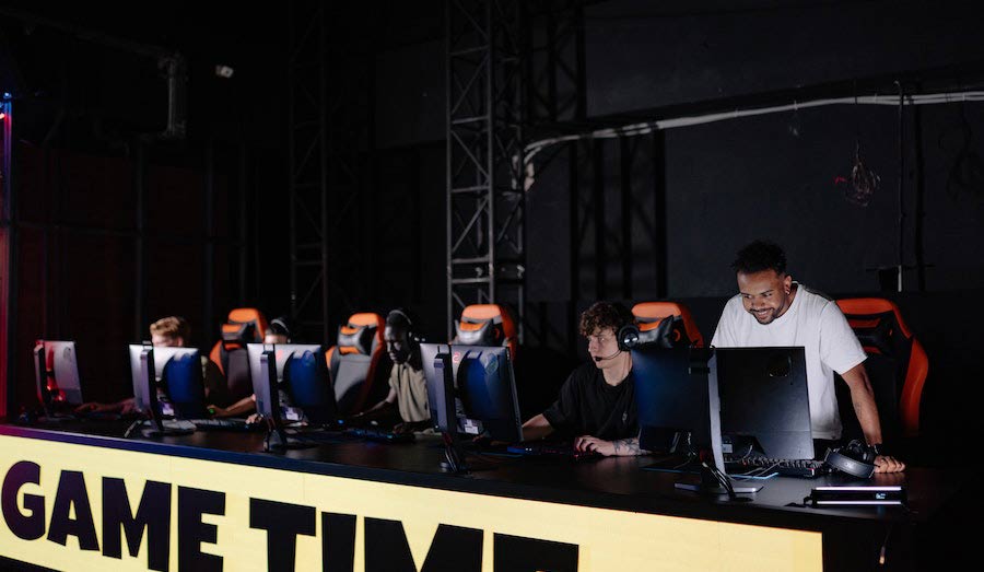 220 Pro Player Tampil di Main Event Piala Presiden Esports 2022